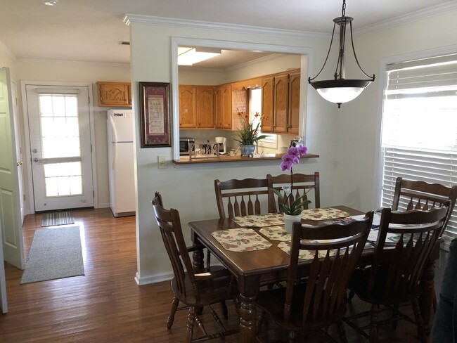 Dining Room - 4024 Gum Flat Rd House
