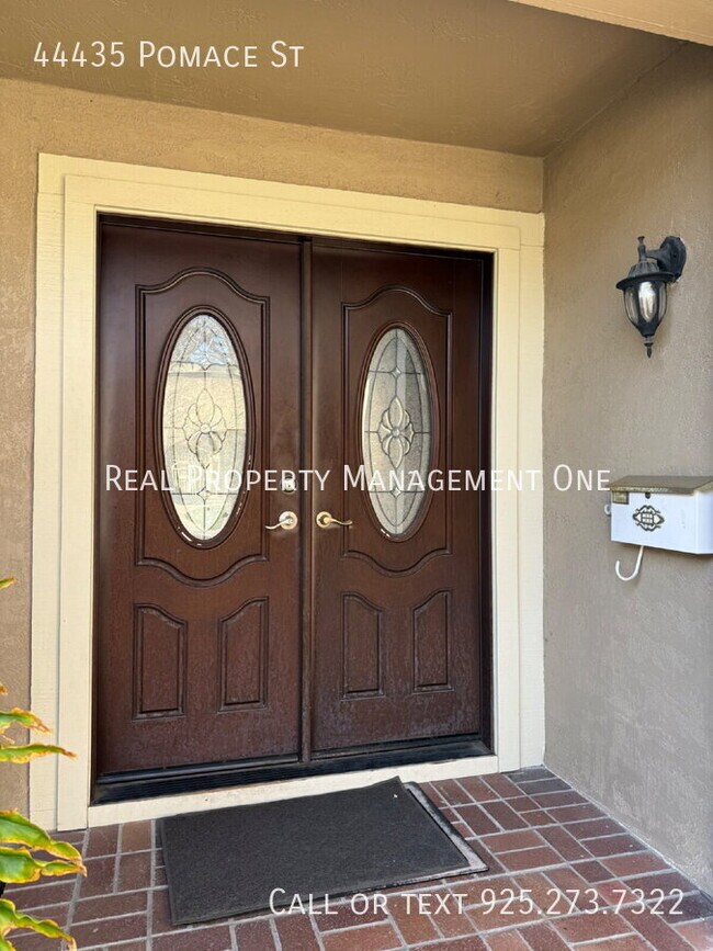 Photo - 44435 Pomace St