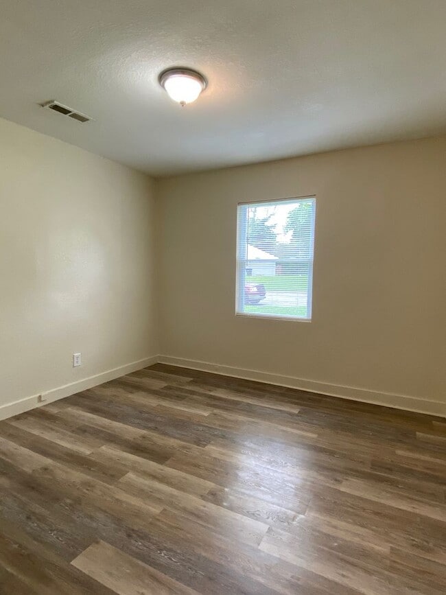 3434 SW Brendan Ave Unit 1