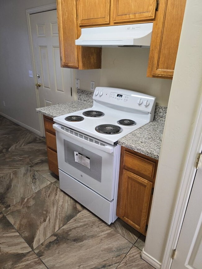 700 Spring Meadow Ct Unidad 1