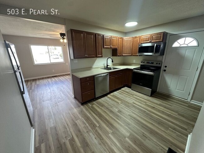 Photo - 503 E Pearl St