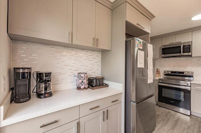 Photo - 422 Phippen Waiters Rd