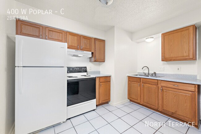 Photo - ?? Modern & Cozy 2BR in Olathe – Move-In R... Unidad C