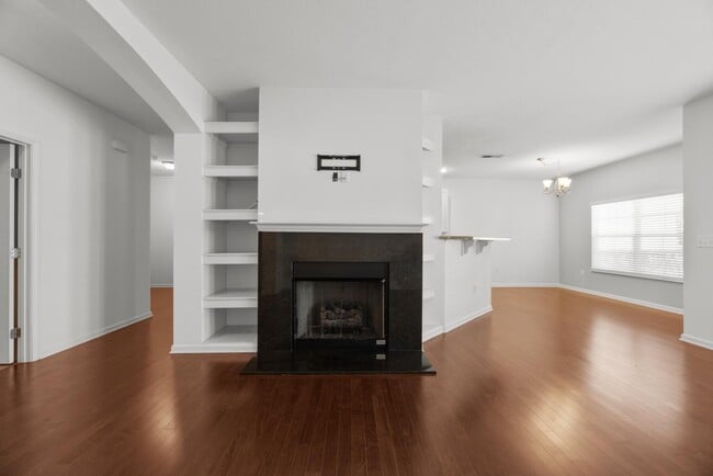 Photo - 6815 Kinsale Ln