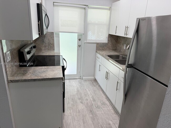 Photo - 4871 SW 5th Terrace