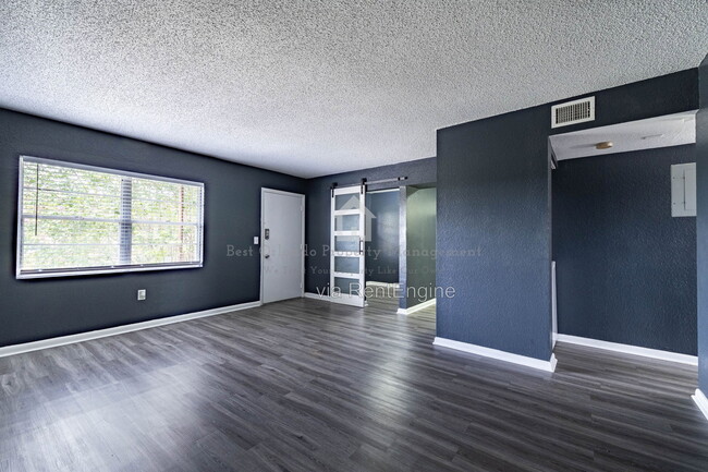Photo - 748 Wyman Ct Unit 1