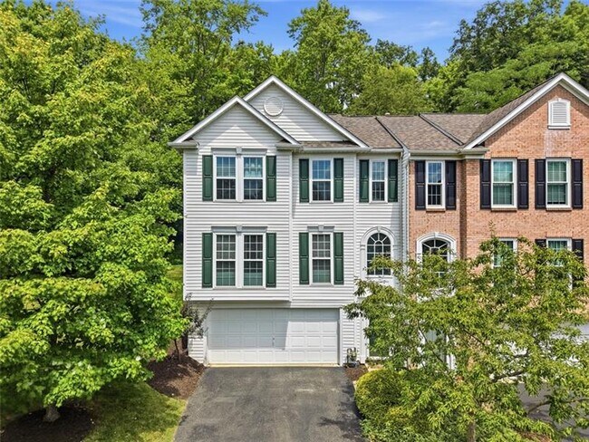 Photo - 724 Bush Dr