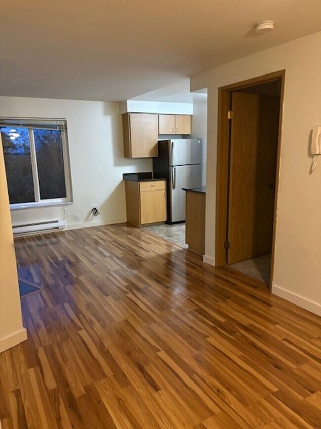 Photo - Washington Court