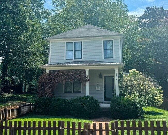 Photo - Gorgeous 2BR/2BA Home in Downtown Raleigh Unit A
