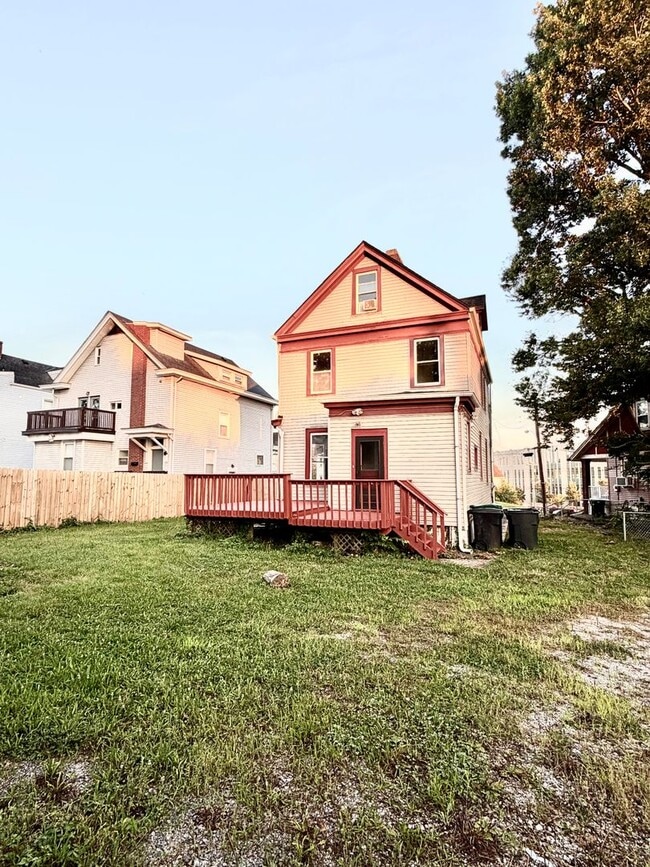 3648 Brooks Ave