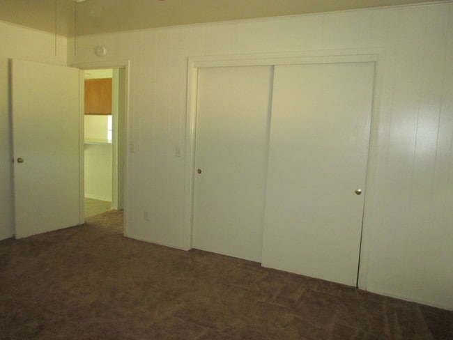 Photo - The Country Hill Apartments