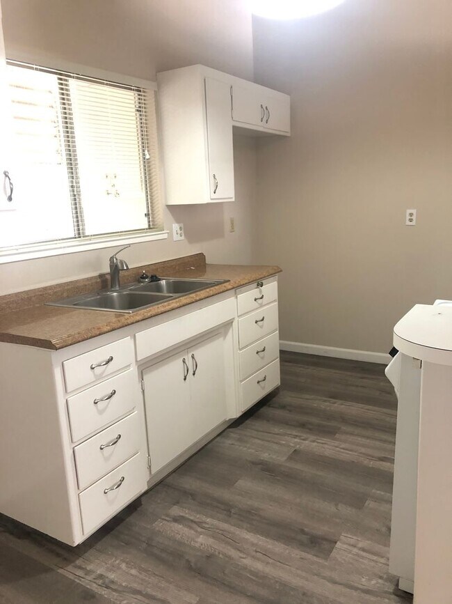 Photo - 1413/1415 Topaz Way Unit 1415