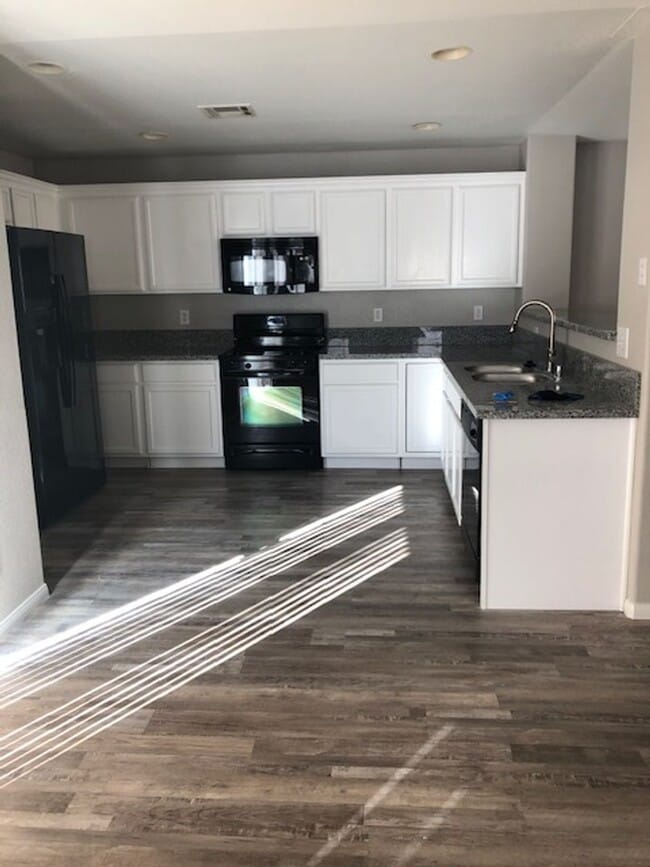 Photo - 4 BEDROOM HOUSE