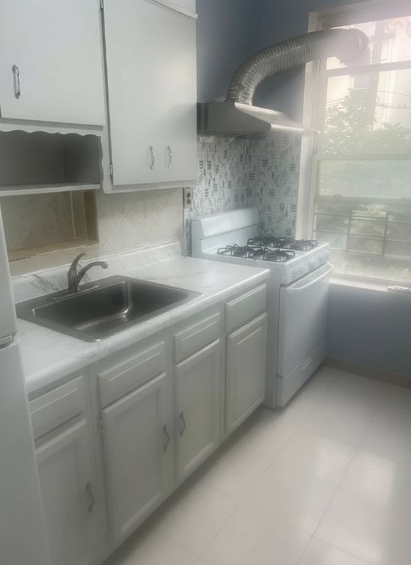 Photo - 1535 72nd St