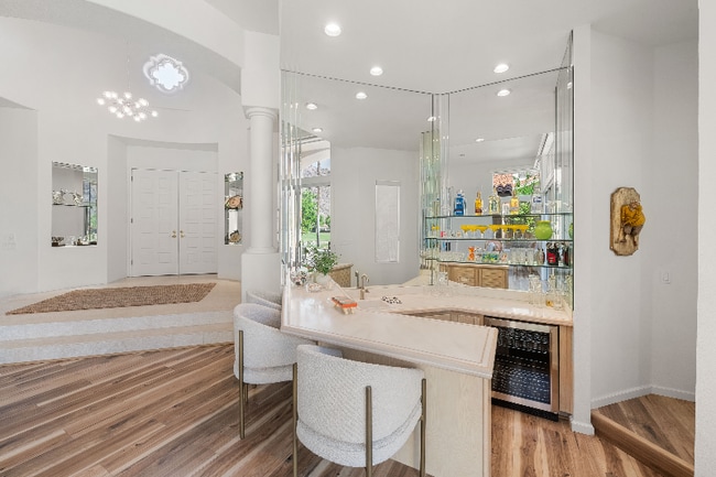 Photo - 54100 Riviera