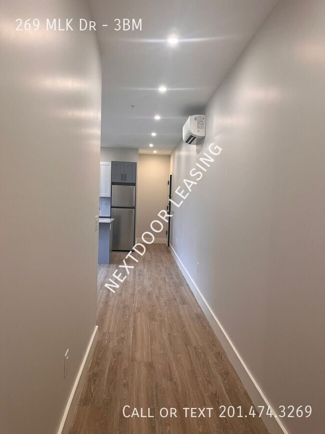 Photo - 269 M.L.K. Drive Unit 3BM