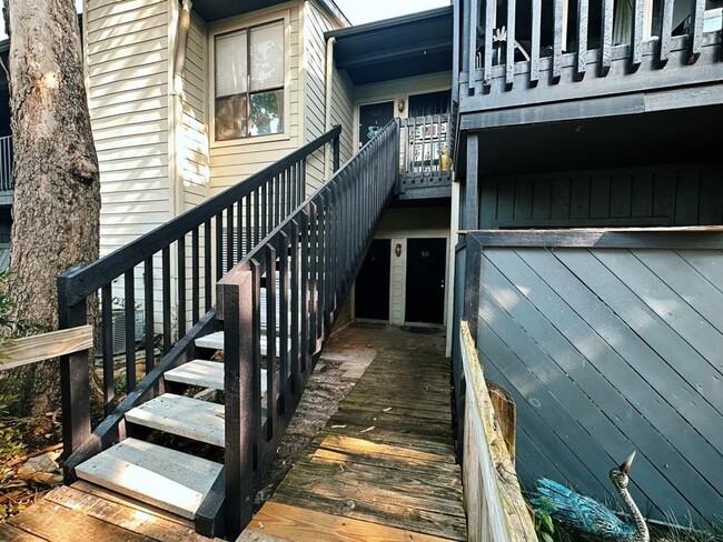 Building Photo - 9009 Richmond Ave. Unit 616 Rental