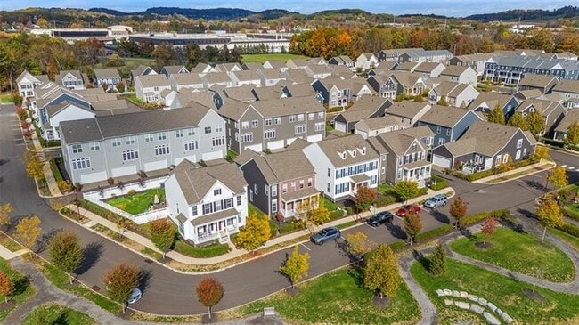 Photo - 504 Beneficial Dr