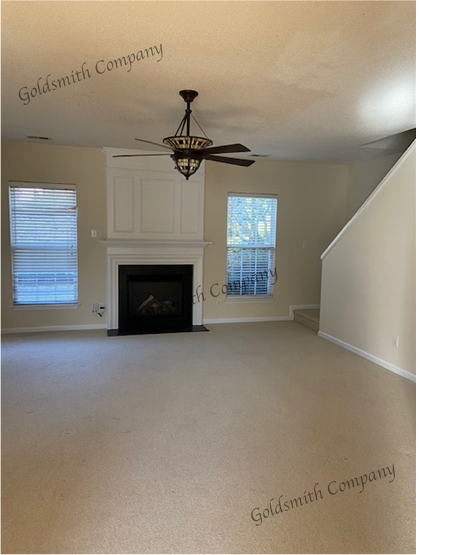 Photo - 503 Coffield Dr