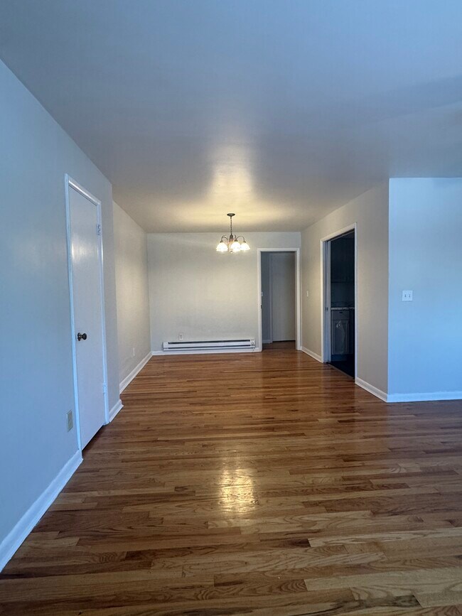 Photo - 1145 Fenmore Dr Unit 1