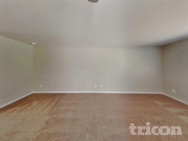 Photo - 85 Parkers Gate Dr