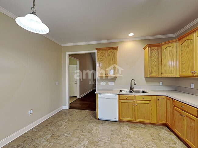 Photo - 24 Lakewood Ct NW