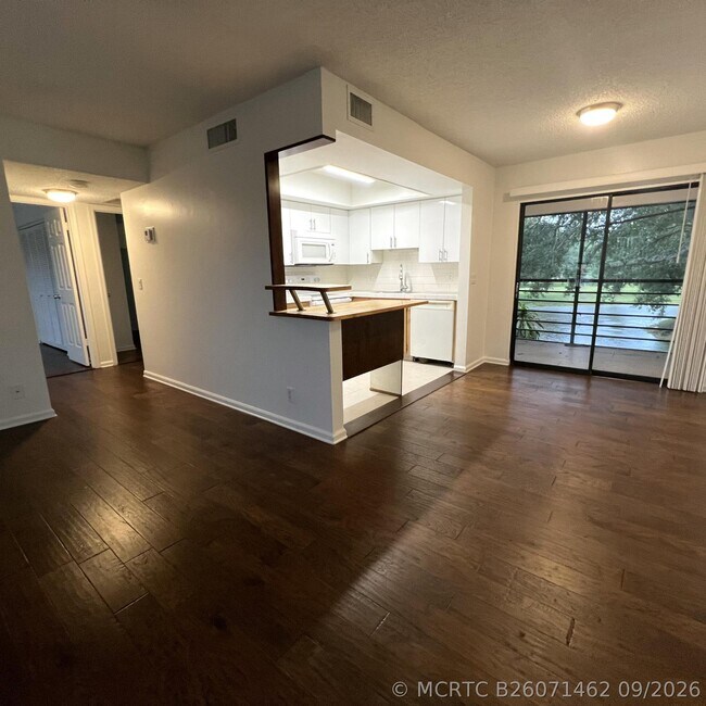 Photo - 4205 Oak Terrace Dr