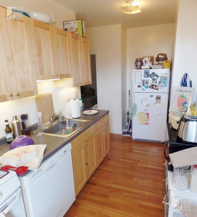 Building Photo - 2 bedroom in Allston MA 02134 Unit 15 COPY