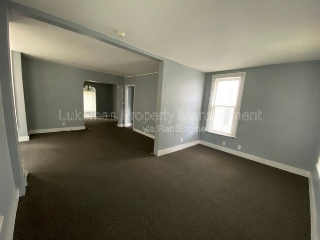 Photo - 727 Wheaton Ave