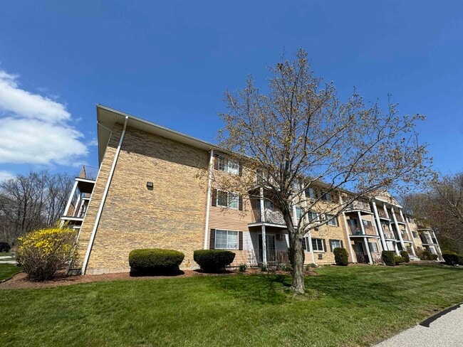 Photo - 377 Huse Rd Unit 35