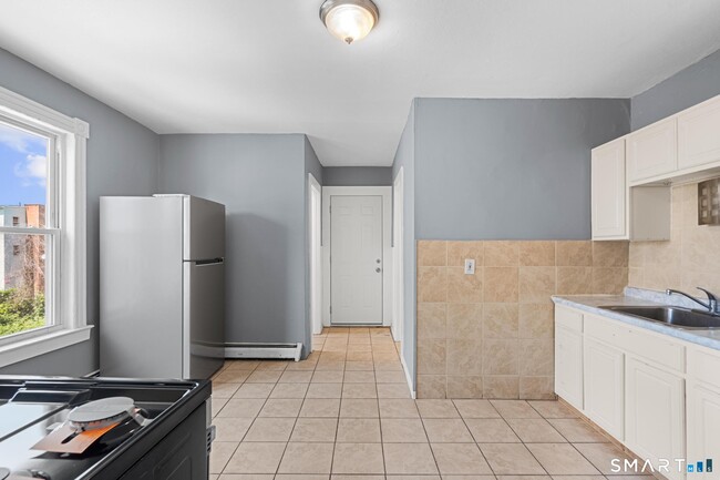 Photo - 66 Standish St Unit 2W