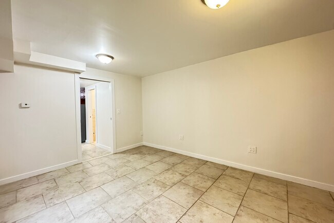 Photo - 860 W End Ave