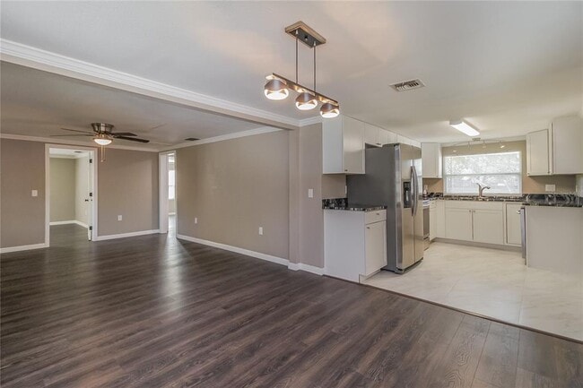 Photo - 234 12th Ave