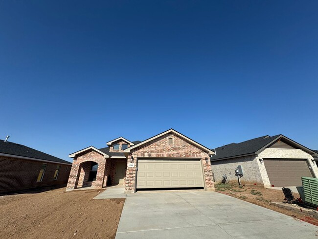 Brand New Construction 3/2/2 - Brand New Construction 3/2/2 Casa