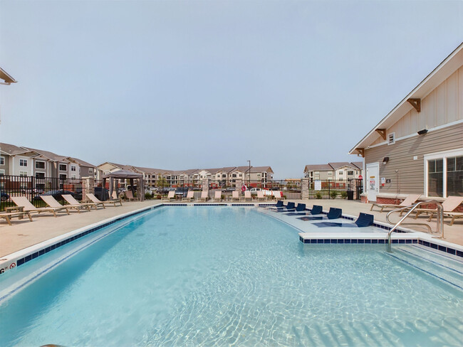 Greenview - Greenview Apartments