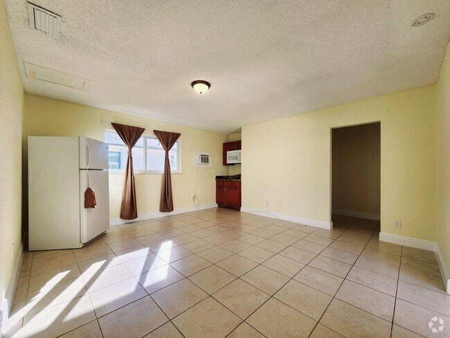 Building Photo - 4471 SW 54th Ct Rental