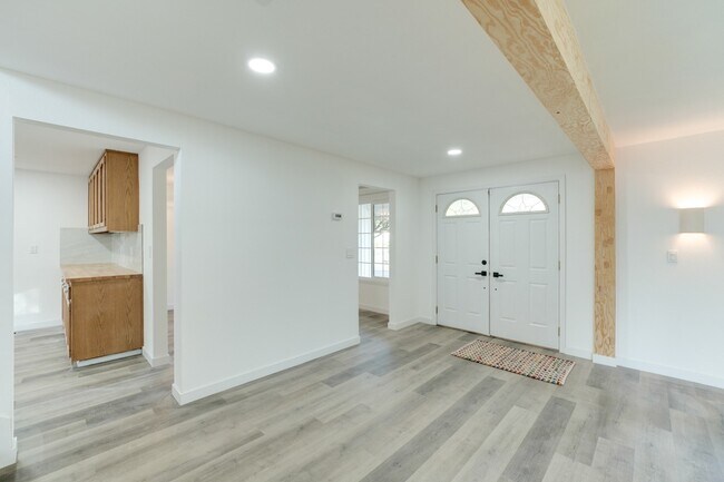 Photo - 12225 105th Ave NE