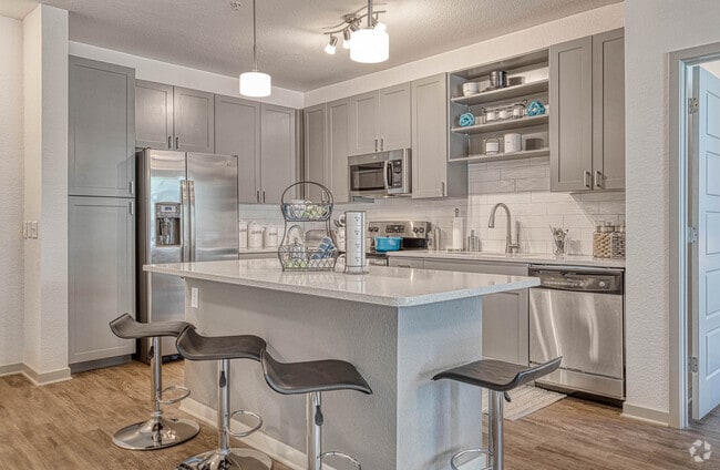 2BR, 2BA - 1125 SF
