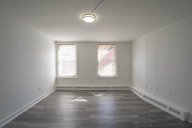 Photo - 120 Perry St Unit 2