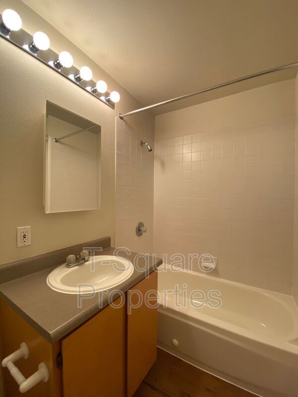 Photo - 9525 NE 180th St Unidad #205