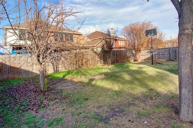 Photo - 3507 Tamarack Dr