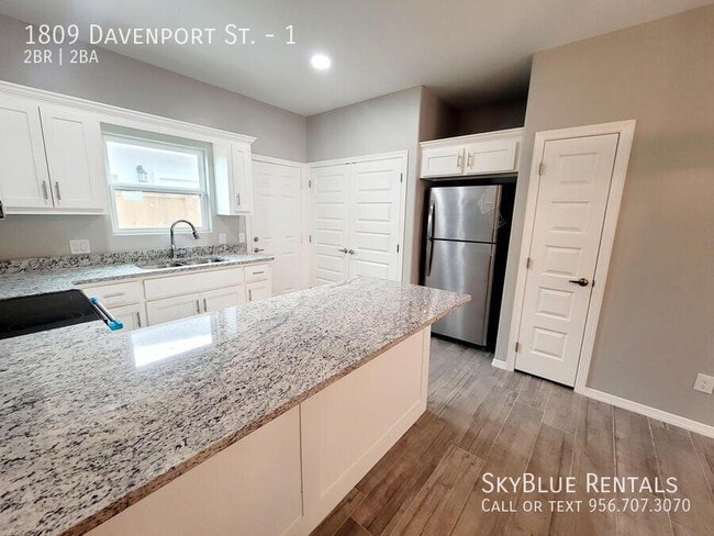 Photo - 1809 Davenport St Unit 1