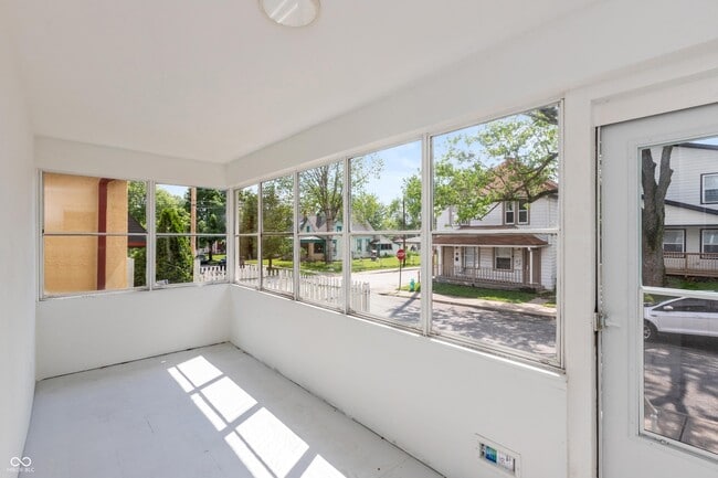 Photo - 1661 S Talbott St