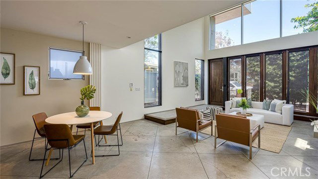 Photo - 414 Venice Way