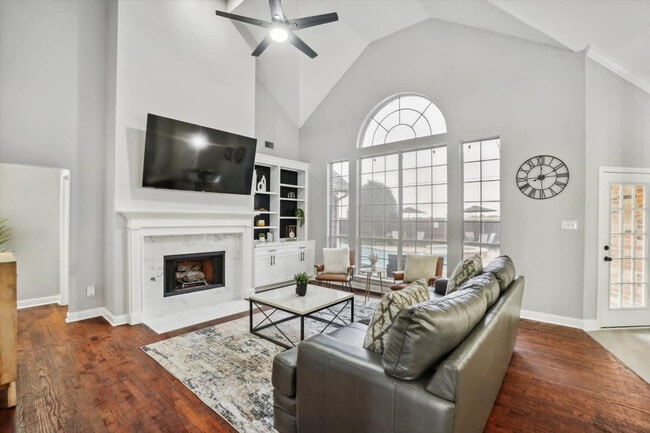 Photo - 2401 Scarlet Oak Dr Unidad ID1019564P