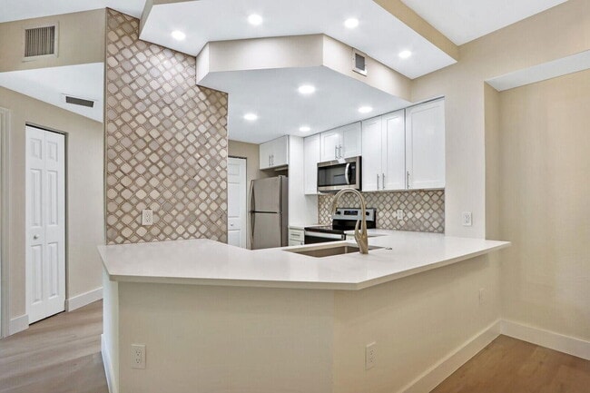 Building Photo - 2724 Anzio Ct Unit 201 Rental