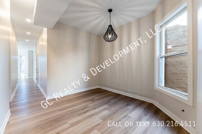 Photo - 4241 S Calumet Ave Unit 3