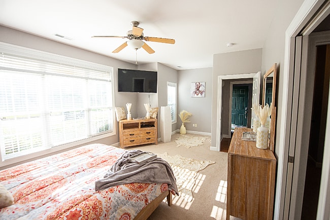 Photo - 1087 NW Binding Branch