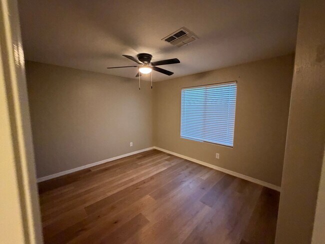Photo - 37581 W Merced St