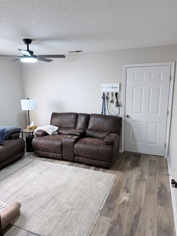 Photo - 102 Brandywine Dr NE